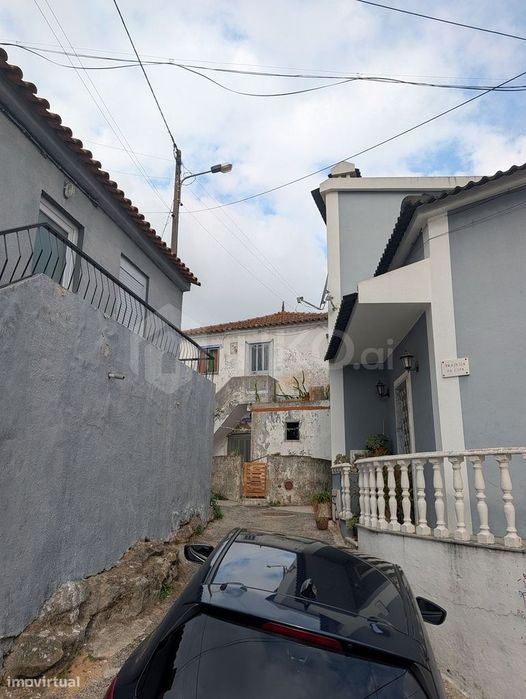 Moradia T2 na Mata, Aldeia Gavinha – Alenquer | Imóvel sem LU – PRONTO