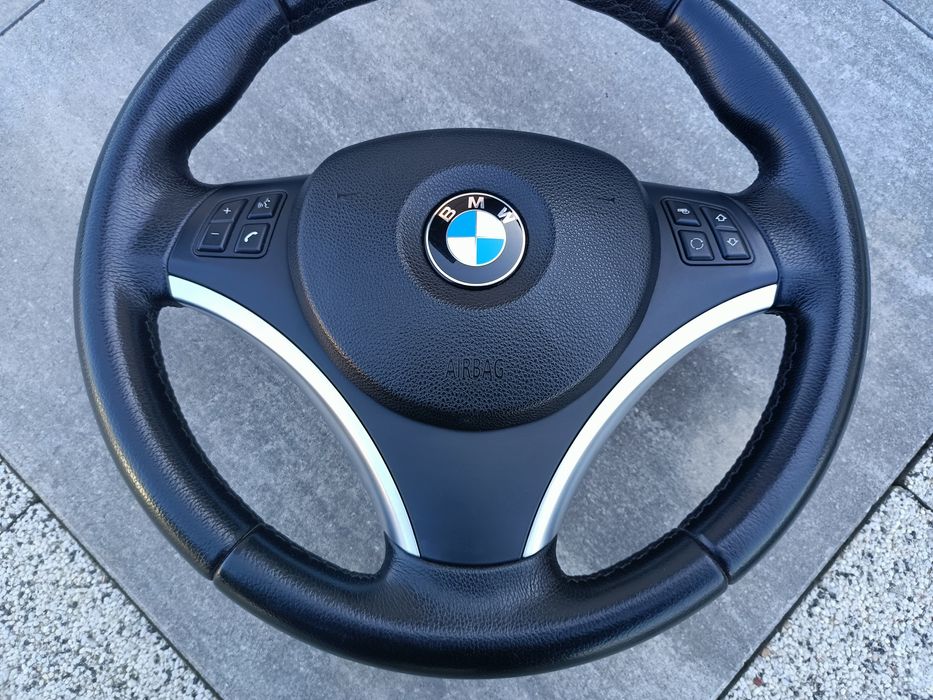 Kierownica Msport z multifunkcją BMW E90 E91 E92 E93 E87 E81 E82 E88 X