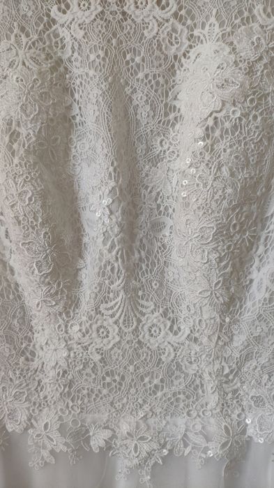 Suknia ślubna 44r. Ręcznie szyta nie klejona.