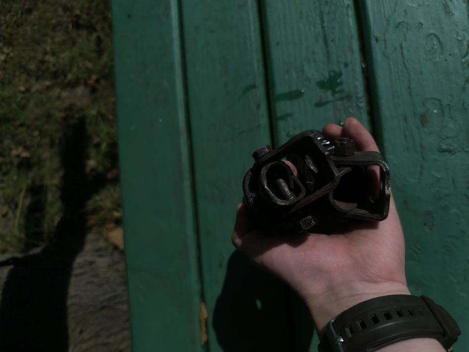 Задні підніжки мотоцикла Ява