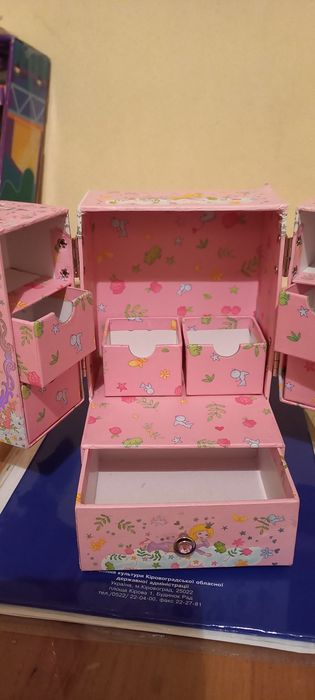 Детская игрушка.