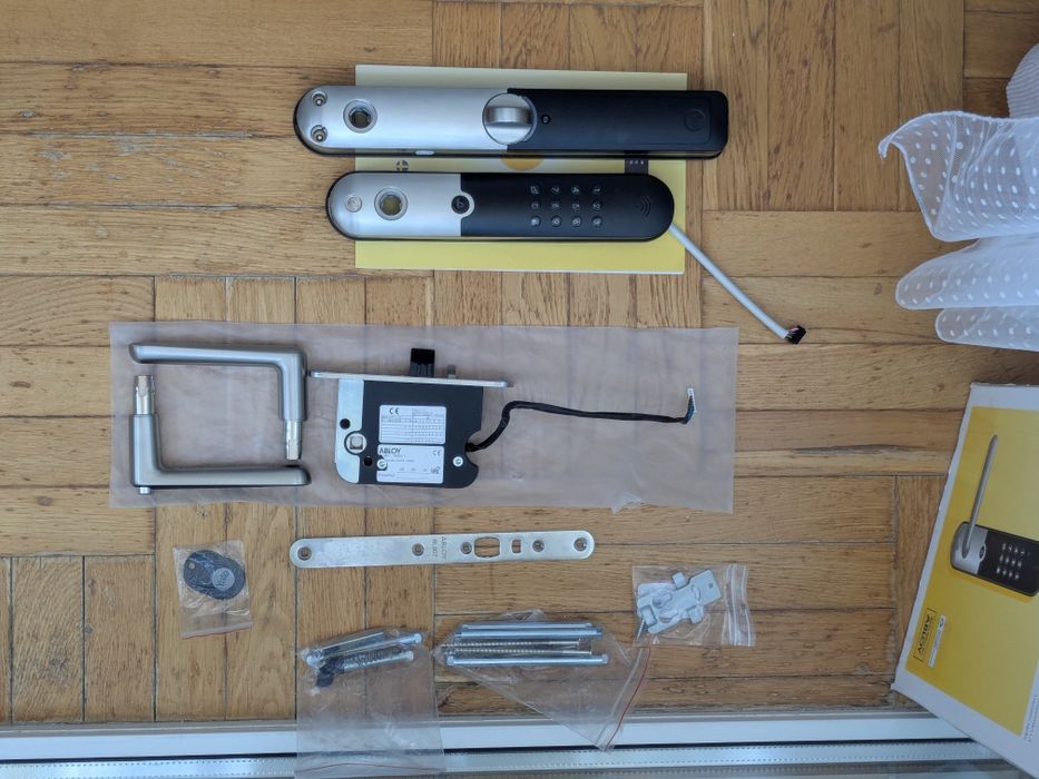 Розумний замок Yale Doorman L3 smart lock  виставковий
