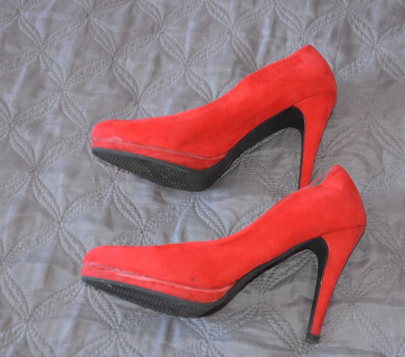 Czerwone buty na obcasie 10 cm Jennifer rozmiar 37