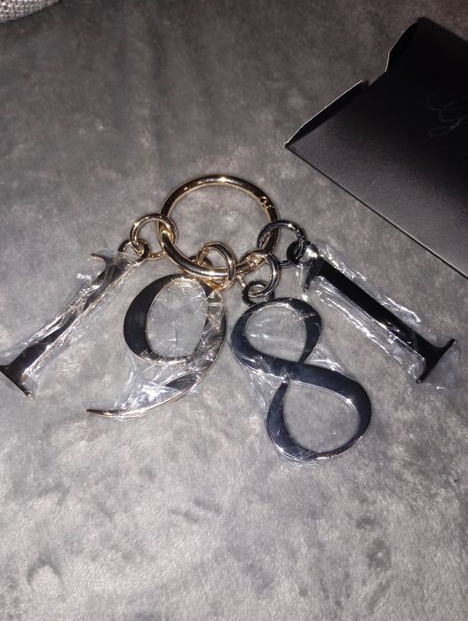 Porta chaves Guess novo em caixa