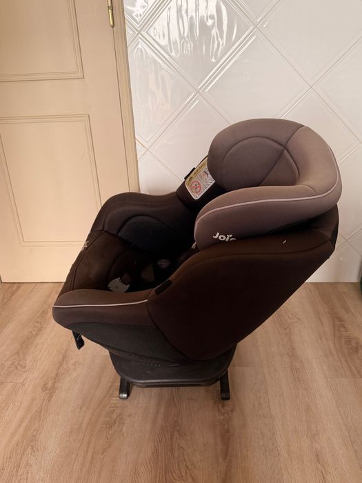 Cadeira de bebé rotativa com base isofix