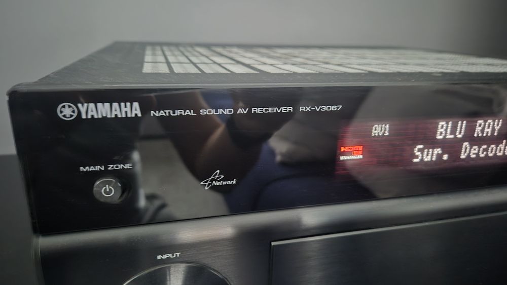 Amplituner Yamaha RX-V3067