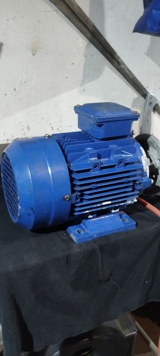 Silnik elektryczny 1,1 Kw