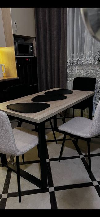 Стол обеденный в стиле loft