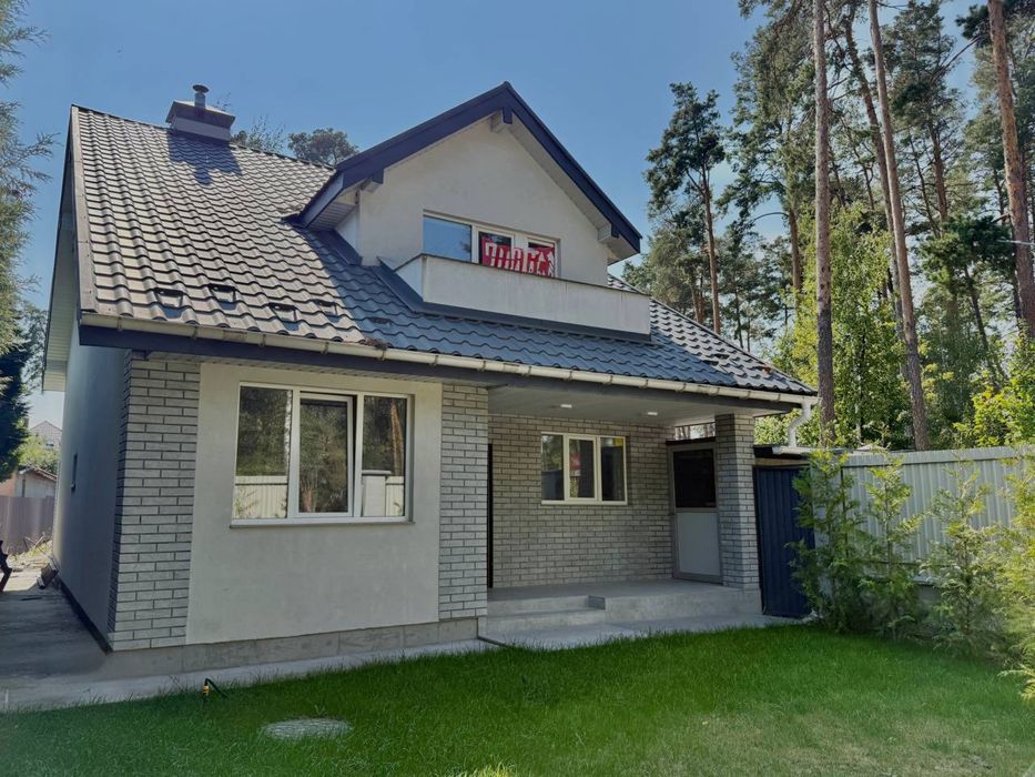 Гарний будинок з ремонтом в Бучі. Поряд Центральний парк.