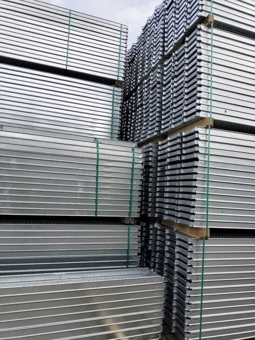 Rusztowanie fasadowe plettac pletak 250 m2