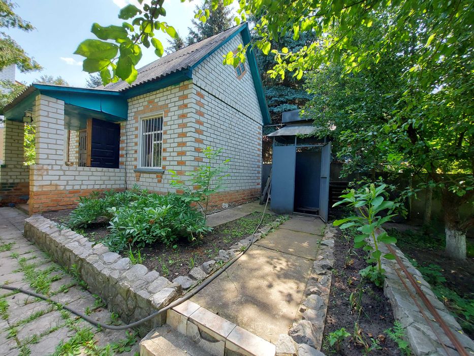 Продам дом 298 кв.м в 200 м от реки и 50 м от леса