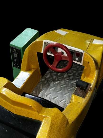 Carro mecânico vintage