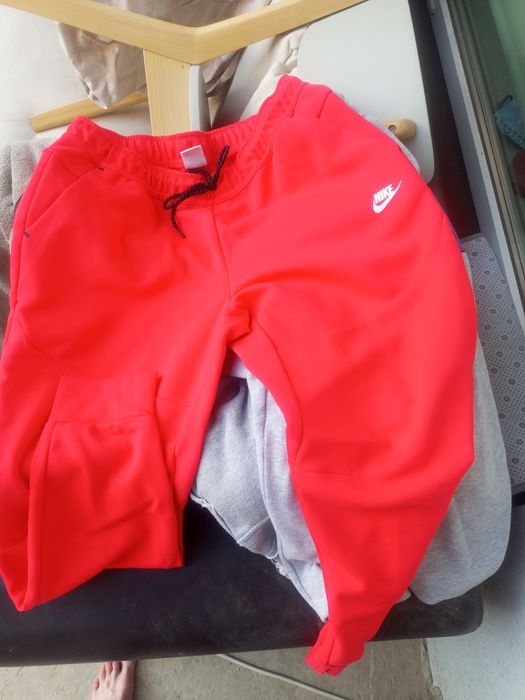 Спортивні штани Nike