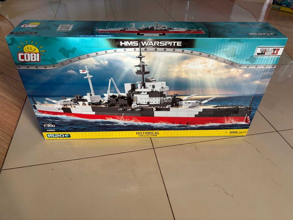 Cobi 4820, Brytyjski pancernik HMS Warspite