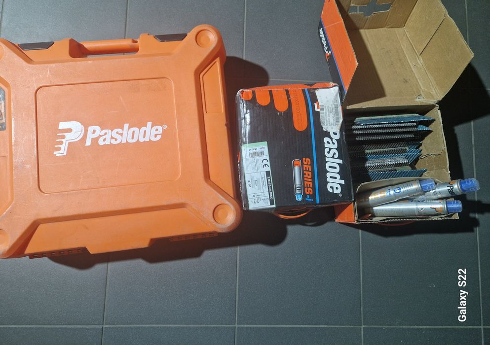 Paslode Gwoździarka IM90CI Lithium oraz Gwoździe