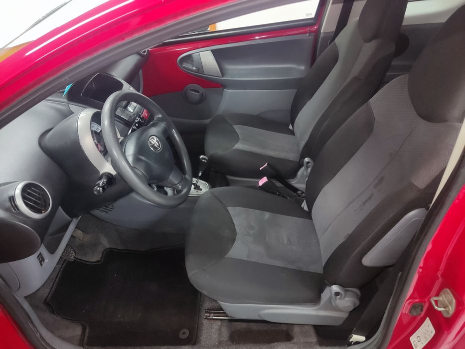 Toyota Aygo CAIXA AUTOMÁTICA