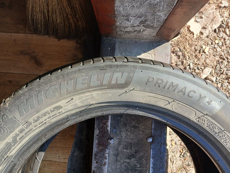 Резина 215 55 17 2021-20г Michelin primacy-4 50% цена за штуку