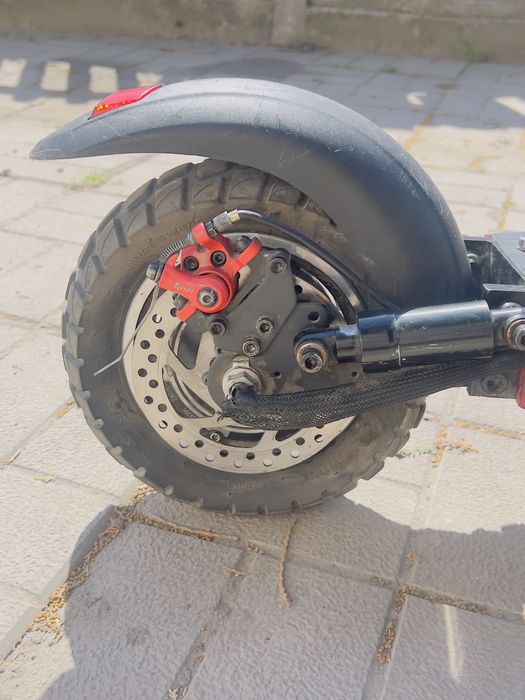 Продам электросамокат Kugoo M4 Pro.