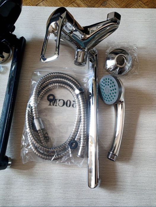 Новый Смеситель ванна длинный носик качество змішувач