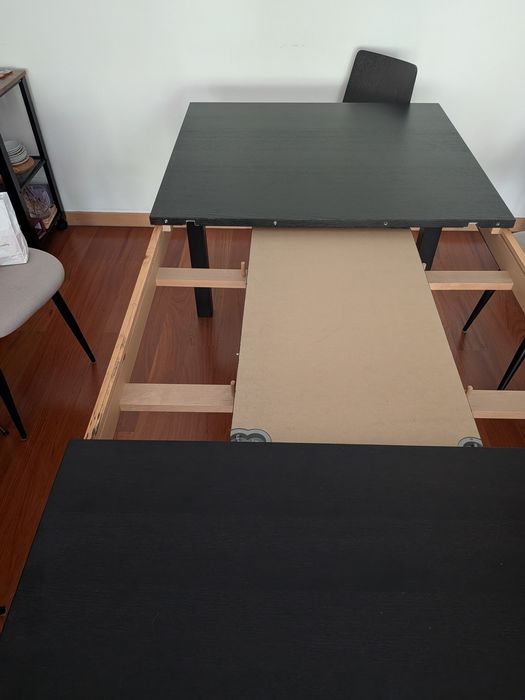 Mesa IKEA extensível, medida base +/- 170cm