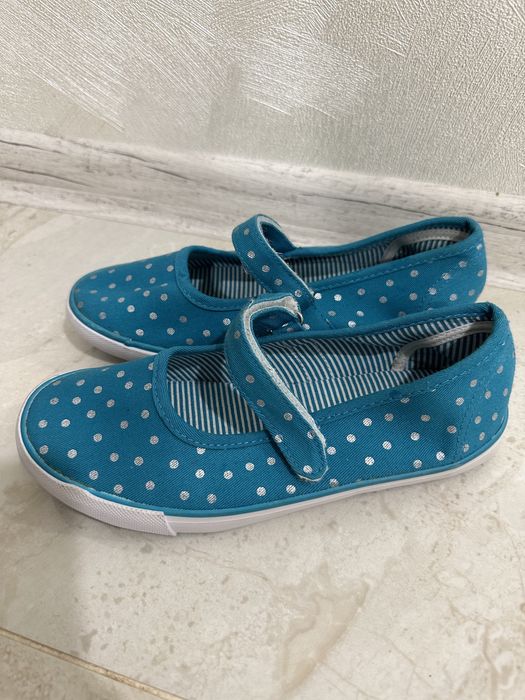 Мокасіни на липучці. Розмір 34