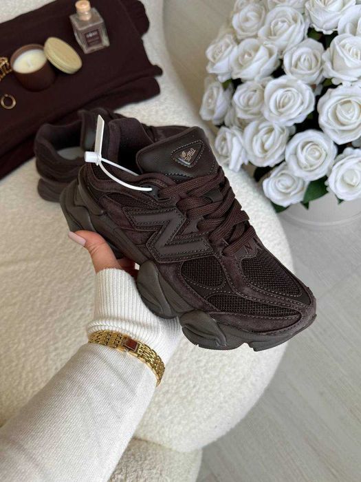Жіночі кросівки New Balance 9060 Chocolate Brown