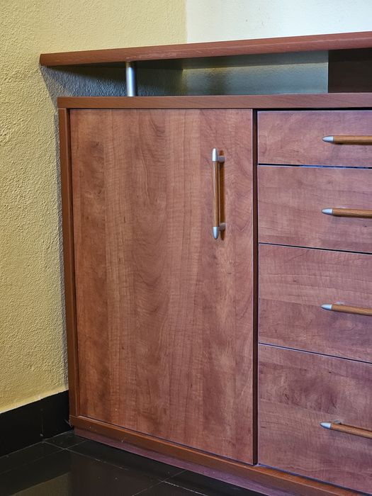 Aparador Moviflor Semi-Novo