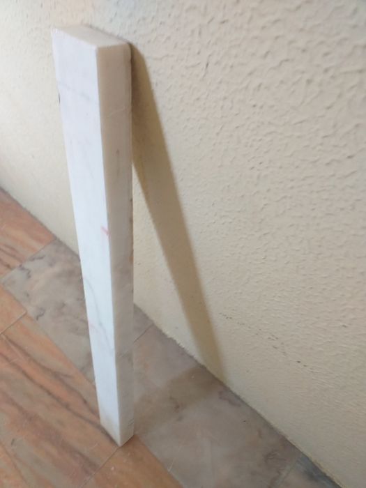 Pedra para devidir divisão/ porta ?