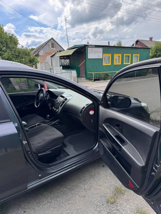 Продам kia ceed 2009