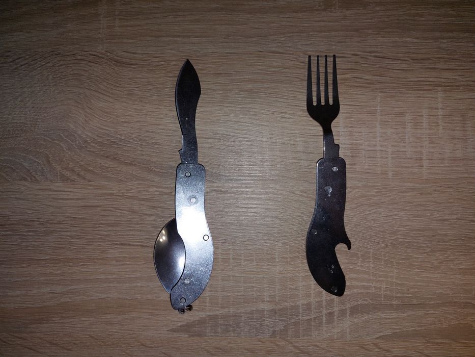 Универсальный складной набор: ложка, вилка, нож, открыва