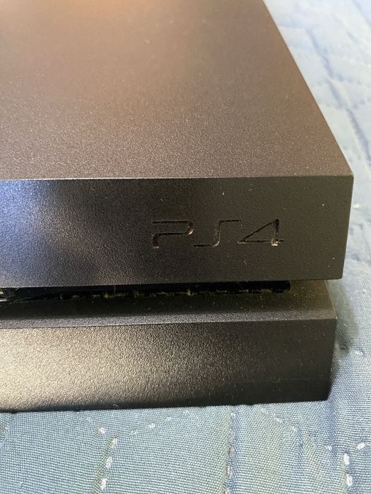 PS4 500GB sem comandos