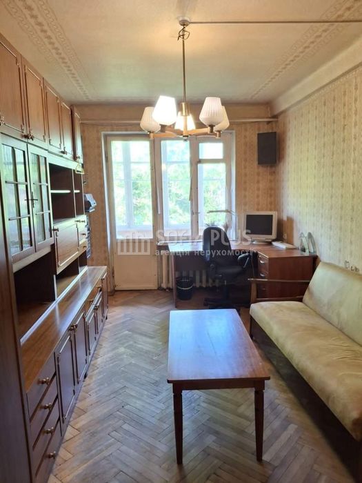 Срочно! 2к, Берестейський 79, недорого
