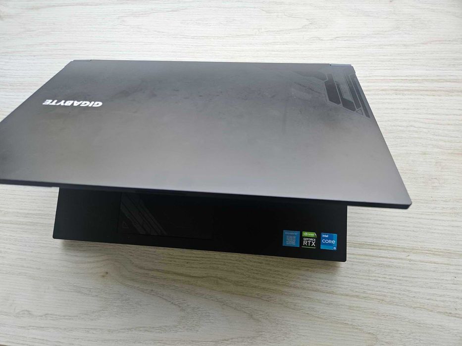 Laptop  GIGABYTE [12th Gen Intel(R) Core(TM) i5-12500H (2.50 GHz)] GAMINGOWY