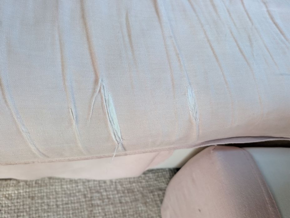 Sofá de linho com chaise longue