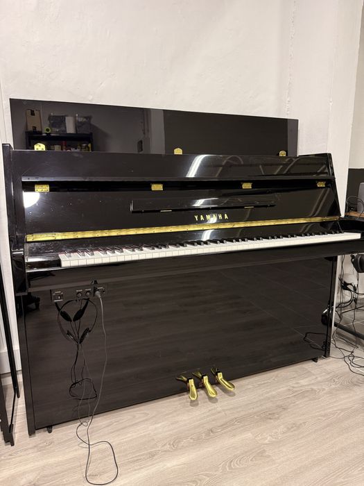 Piano Yanaha B1 Silent