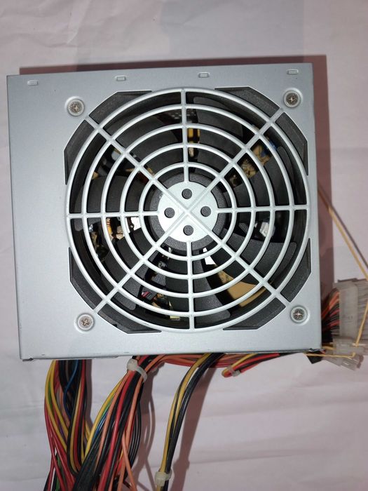 Блок питания FSP Group ATX-300PNR, 300 Вт