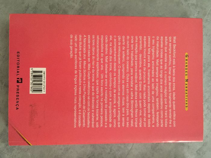 Vários romances da colecção Grandes Narrativas da Editorial presença