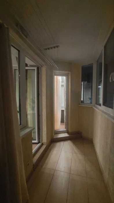 продам 2х.комн.ЖК Янтарный трк Украина, салтовка