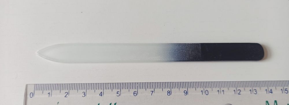 Szklany pilnik do paznokci + etui