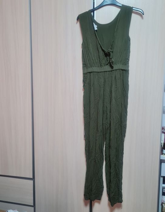 Warehouse Kombinezon długi zielony khaki na ramiączkach r. S z kieszen