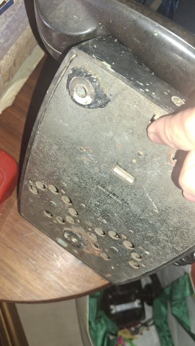 Telefone antigo de parede retro