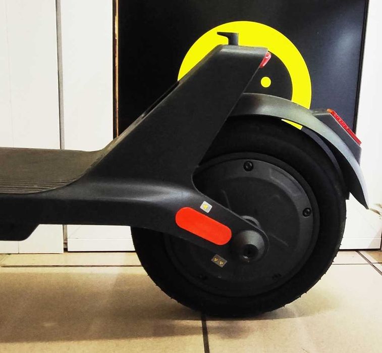 Hulajnoga elektryczna XIAOMI Electric Scooter 4 Lite
