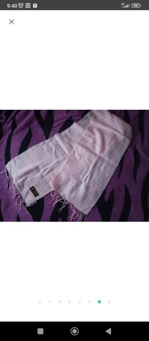 Неймовірно гарний Італійський вовняний шарф в новому стані