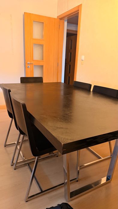 Mesa de jantar com 6 cadeiras