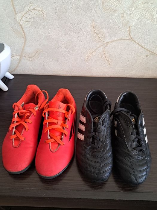 Сороконожки, бутси adidas 32 ,ціна за дві пари