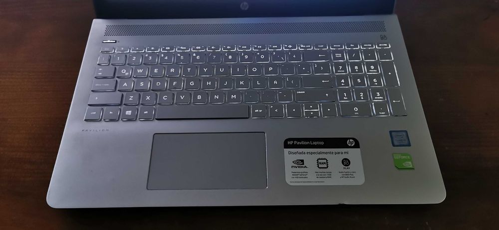 HP Pavilion - 15-cc502la Intel core i5