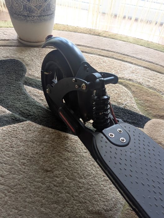 Електросамокат Xiaomi M365