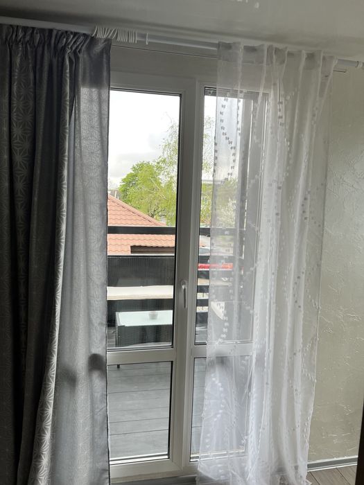 1 Посуточно (сніданки)почасово новострой квартира студия