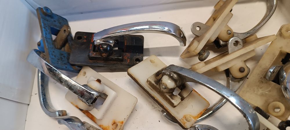 Fiat 126p 125p polonez klamki wewnętrzne chromowane używane stara prod