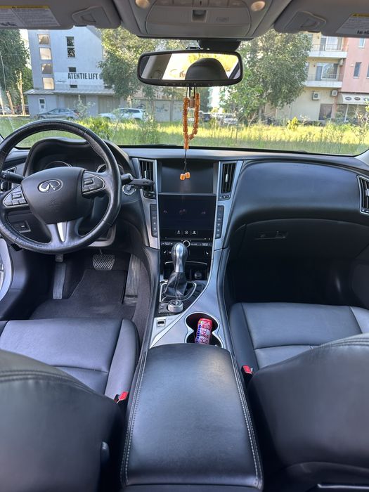 Infiniti Q50 2016
